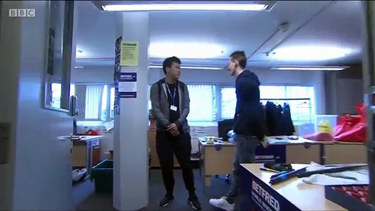 Ding Junhui Practices on the Office Table - 2016 World Snooker Championship