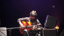 İspanyol Flamenko Gitaristi Qawwali Flamenco'nun Konseri