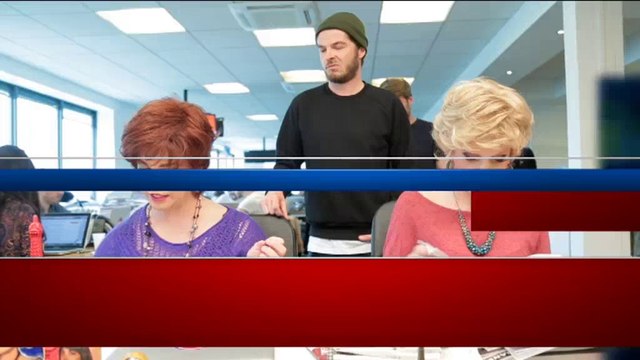 Catherine et Liliane se moquent d'Ali Baddou et de son permis de conduire - Regardez