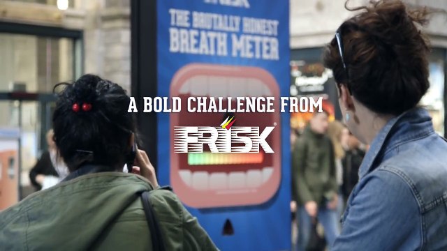 Cette machine vous offre des pastilles si votre haleine est mauvaise