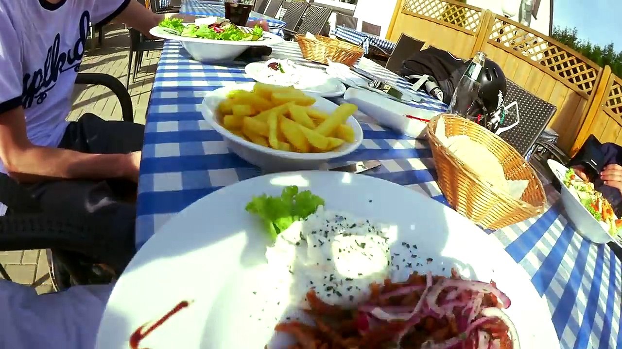 AUSM HOTEL GESCHMISSEN ! | MiniTour Tag 2 | Stephan