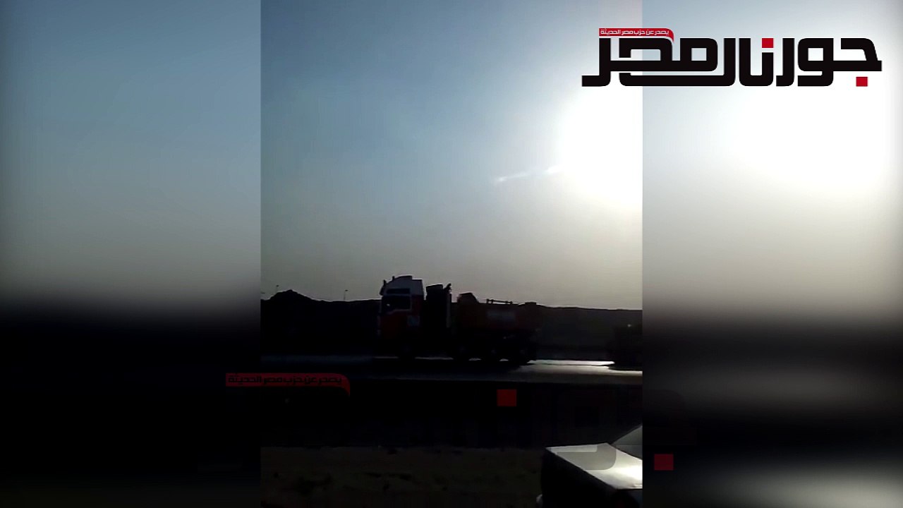 لحظة وصول تربينات ومواد محطة كهرباء بنى سويف