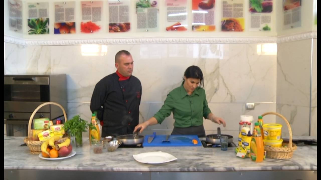 Receta e Ditës, "Peshk Levrek me fruta pylli", 25 Maj 2016 -Ora News - Të parët për lajmin e fundit