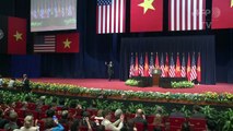 Obama defende democracia e direitos humanos no Vietnã