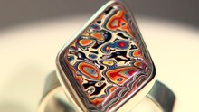 Découvrez la Fordite, un minéral créé à partir des peintures automobiles dans les années 40 !