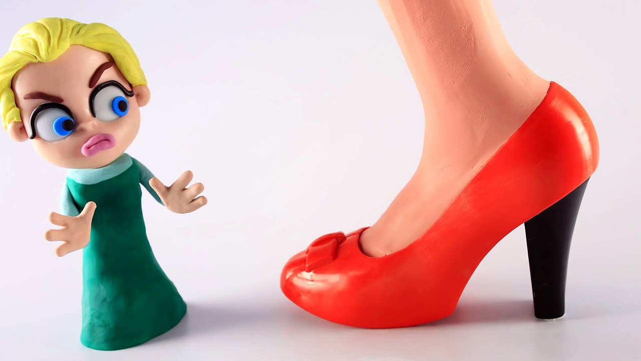 Elsa vs Pink Spidergirl _ Frozen Stop Motion Movie Clips _ Play Doh Animation
