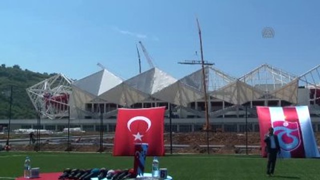 Trabzonspor, Ersun Yanal ile Sözleşme İmzaladı (2)