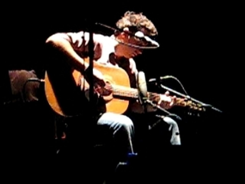 Saez - J'veux qu'on baise sur ma tombe (live)