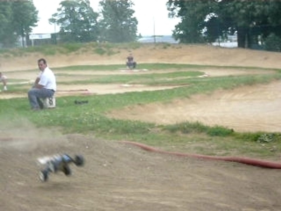 Sauts des TT à l'amicale du 01-07-07
