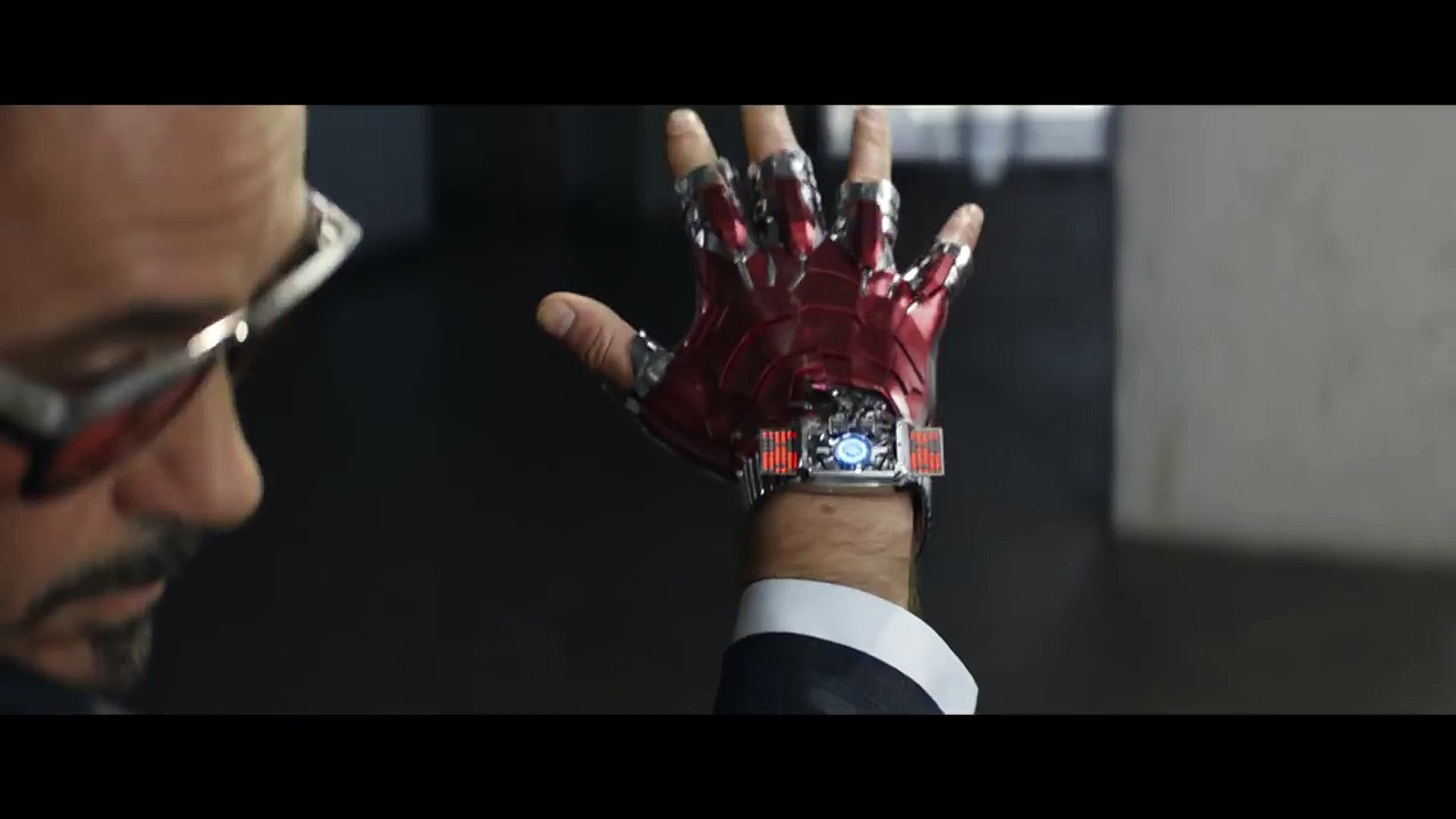 アイアンマンの最新スーツ シビル ウォー キャプテン アメリカ 本編映像 Video Dailymotion