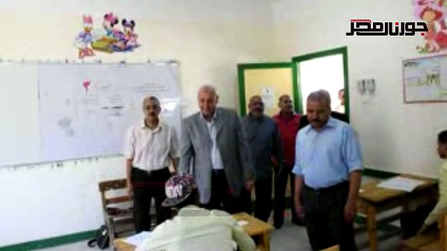 محافظ اسوان يتفقد امتحانات الدبلومات الفنية