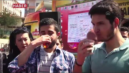 'En hızlı çay içme yarışması'