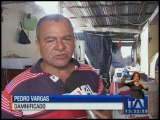 Las familias que perdieron sus casas en Esmeraldas aún no son evacuadas