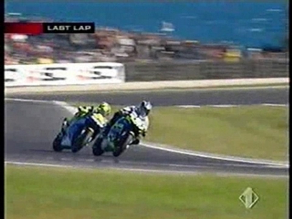 Rossi & Gibernau dans le dernier tour (philip island)