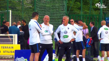 Deschamps : "Un coup dur de perdre Raphaël"
