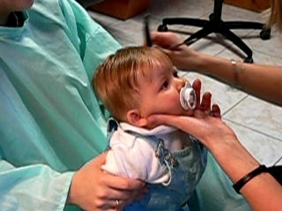 Manon chez le coiffeur