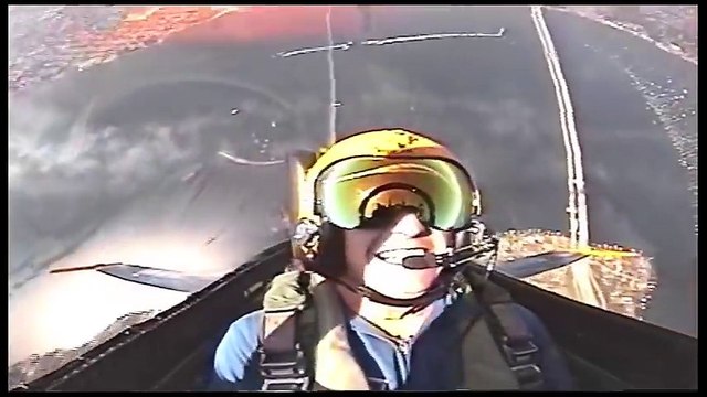 ZR1 Vette vs Jet! - Chevrolet Corvette ZR1 Races A U.S