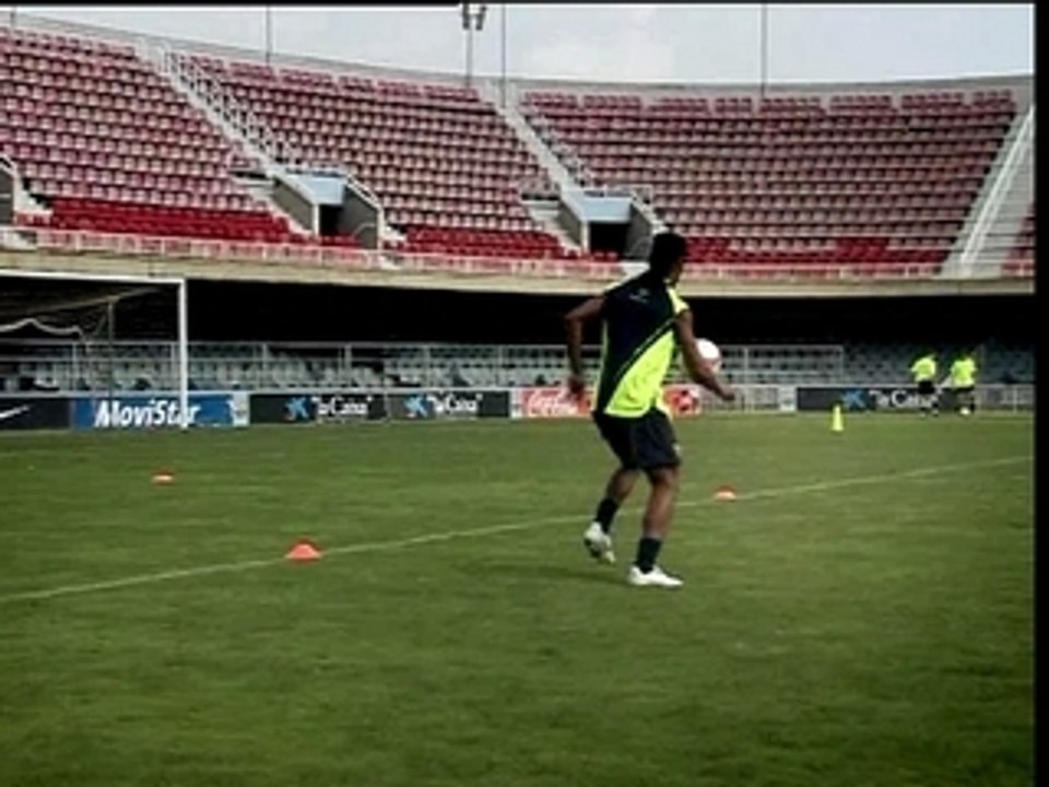 Pingpong_ronaldinho_high