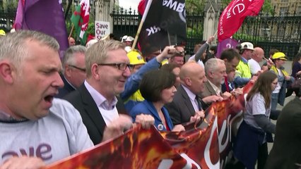 British steelworkers protest in Westminster