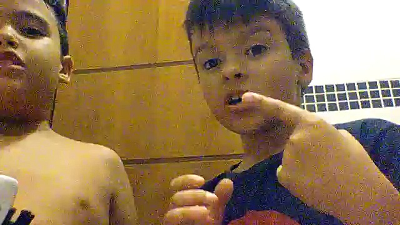 J mundo games primeiro vídeo