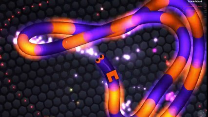 Slither.io Snake Commits Suicide In Slitherio Epic New Skin! (Slitherio Best Moments)