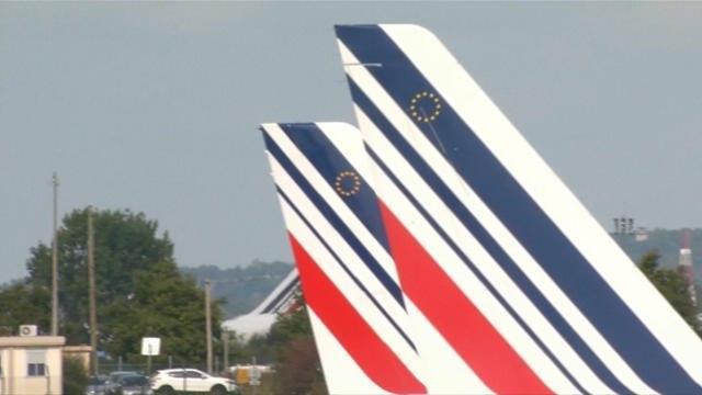 Deux hôtesses d’Air France interpellées pour un trafic de cocaïne en famille - 26/05/2016 à 07h05