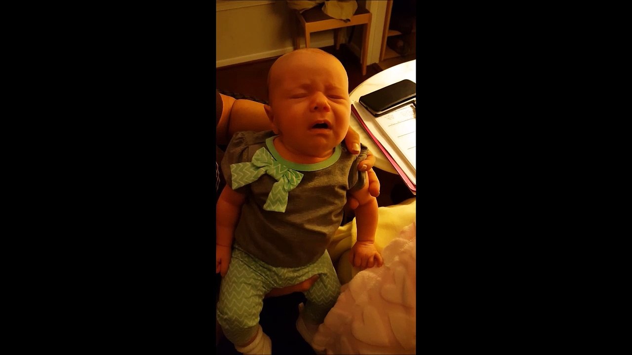 Le soupir d'un bébé après avoir éternué : vraiment trop mignon