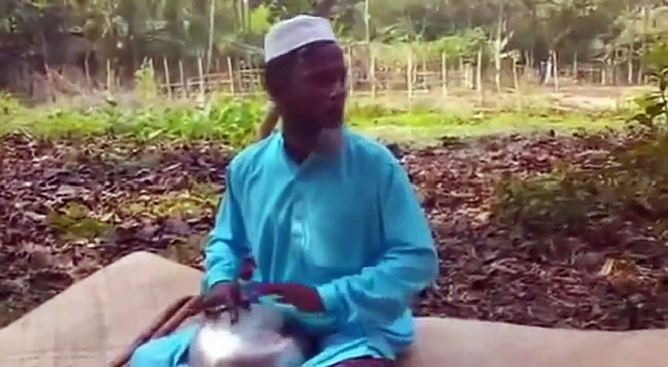 হিন্দি গানকে বাংলায় ইচ্ছে মতো পছালেন এই চাচা