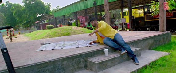 MOST-WANTED-MUNDA-Full-Video-Song-Arjun-Kapoor-Kareena-Kapoor-Meet-Bros-Palak-Muchhal