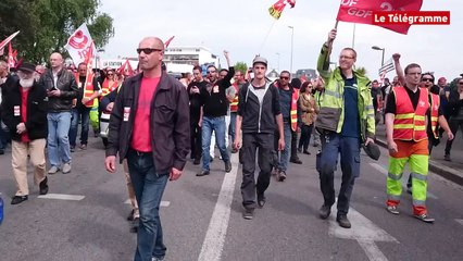 Lorient. Manifestation contre la Loi travail : des heurts au dépôt  pétrolier (Le Télégramme)