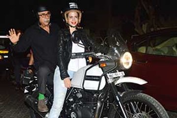 Kalki Koechlin takes Naseeruddin Shah for a bike ride
