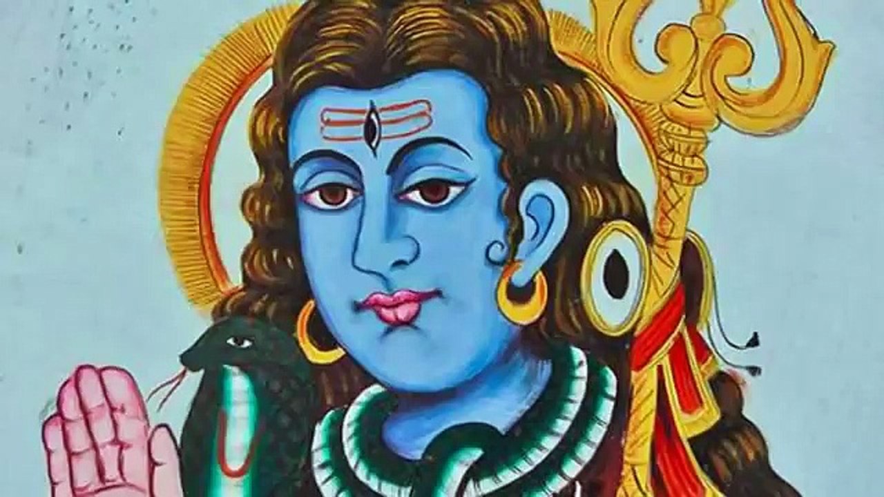 Calf Born With THREE Eyes Treated Like Deity In India