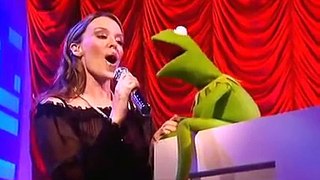 Kylie Minogue & Kermitt (Muppet) - Especially For You (LIVE)