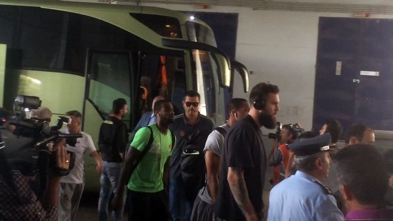 Άφιξη της αποστολής του Παναθηναϊκού στο ΣΕΦ