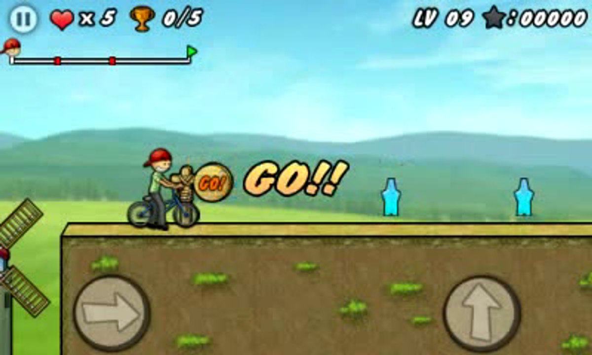 Mit dem BMX-Rad über Hindernisse springen