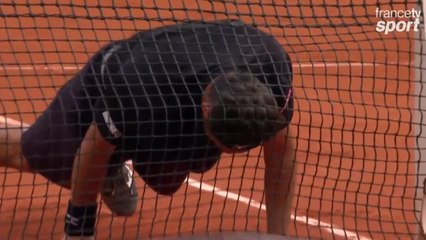 Baghdatis se prend la tête dans le filet !
