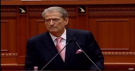 Report TV - Berisha thirrje për ndasi veri-jug PS: Të përjashtohet me 10 ditë