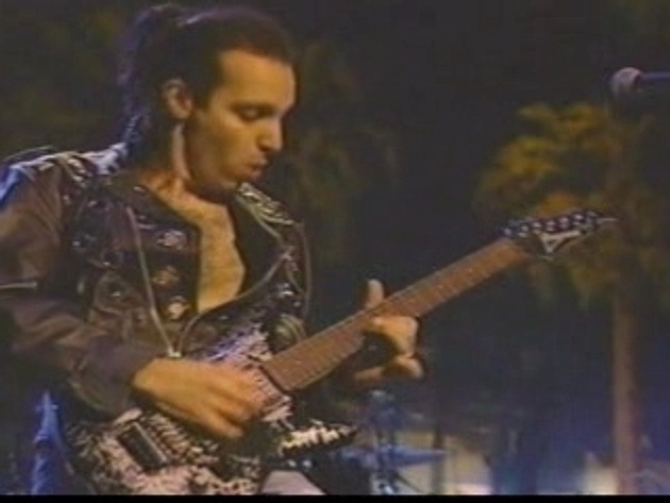 Joe Satriani - Surfing with the Alien