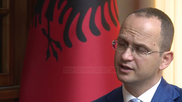 Ligji i luftës - Top Channel Albania - News - Lajme