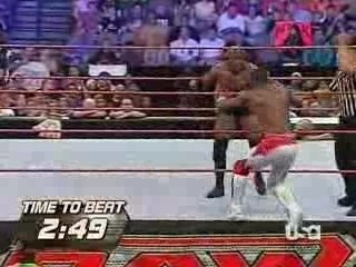 Bobby Lashey Vs Shelton Benjamin