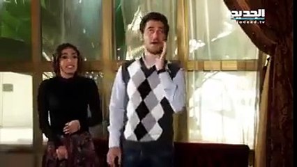 شاب يقدم حبيبته لامه ولكن شاهد ماذا فعلت الام