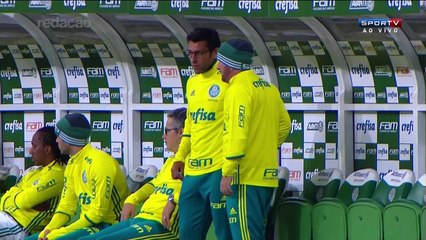 André Hernan fala sobre comunicação de Cuca, através de ponto eletrônico.