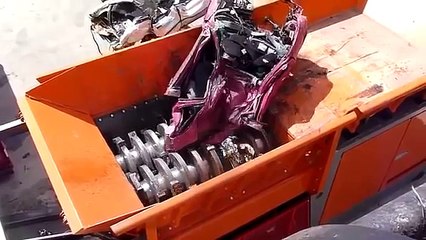 MACHINE DESTROYS EVERYTHING