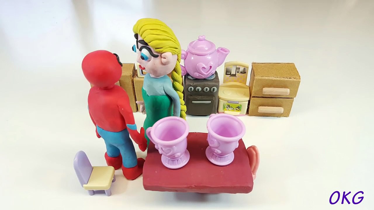 Bananas Painting Minions! PlAy DOh Stop Motion Animation For Kids