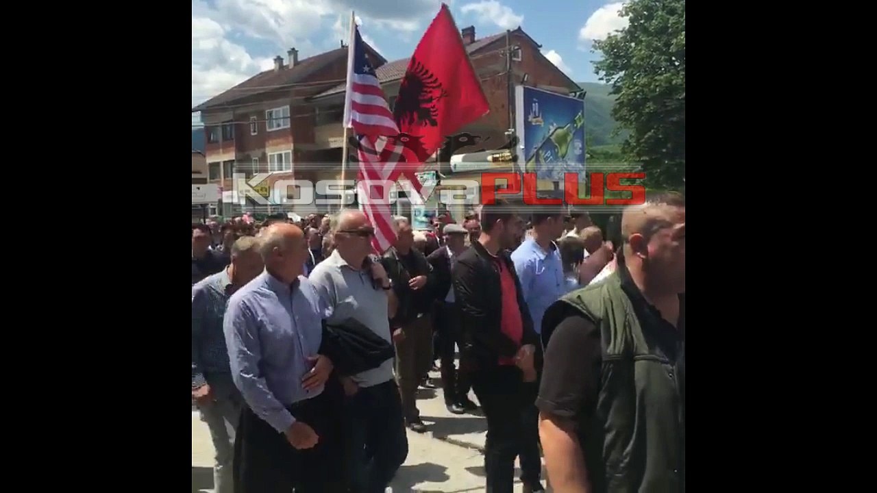 Protesta ne Deçan 26 05 2016