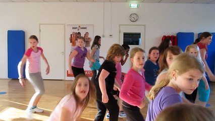 Zumba kids Waka waka