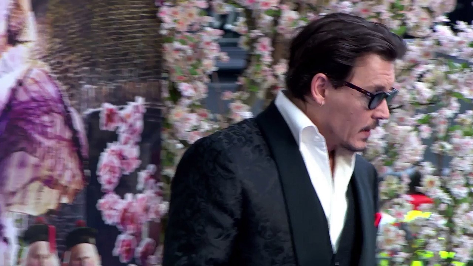 Johnny Depp & Amber Heard Divorce Battle Gets Ugly