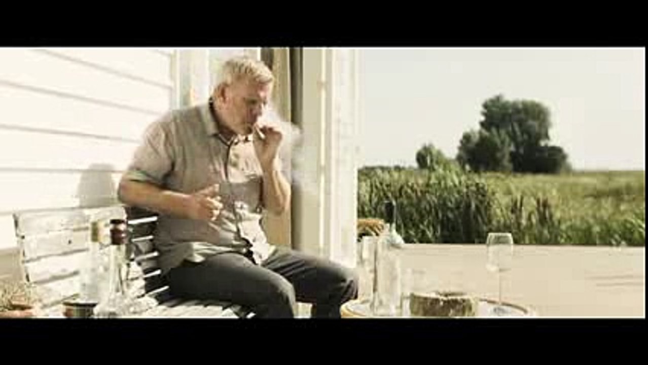 Шнайдер против Бакса - Русский Трейлер (2015)