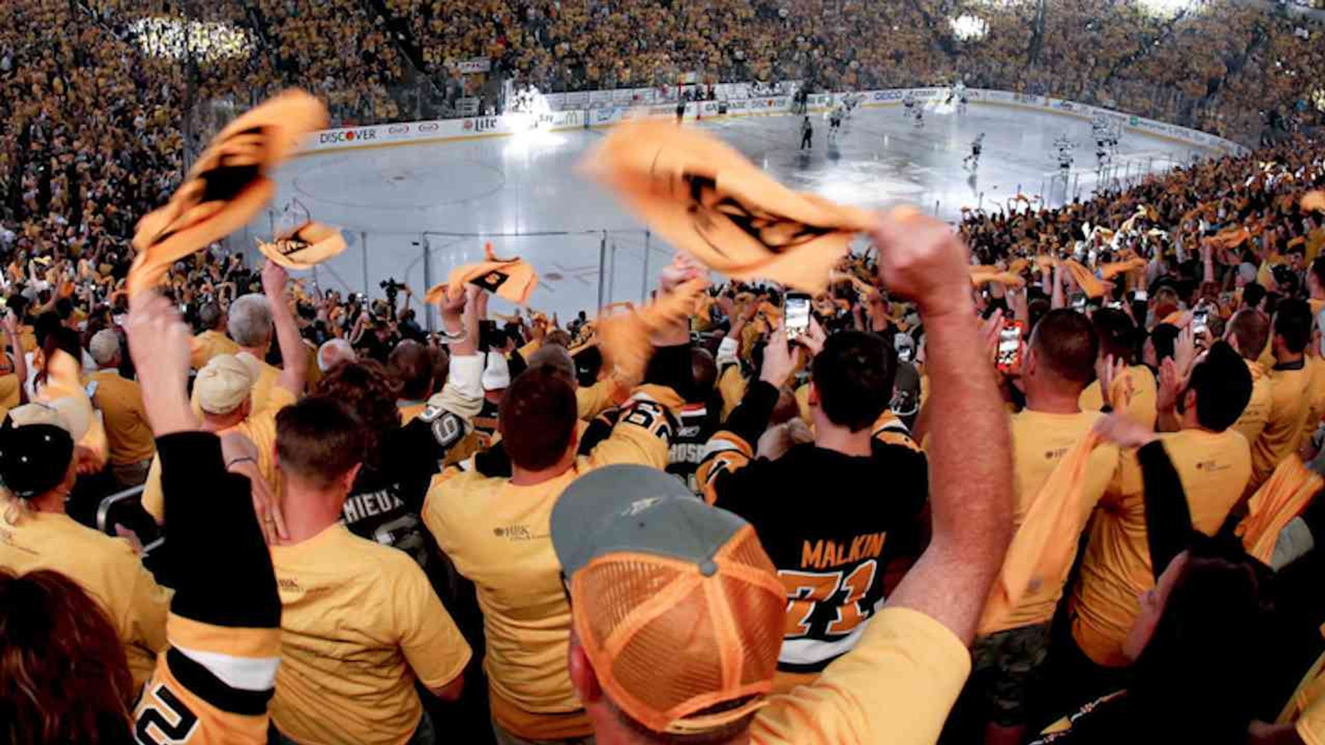 ⁣Flip Side: Penguins Return to Final