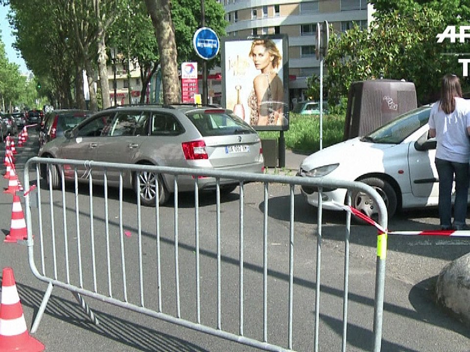 Loi travail: les dépôts de carburants presque tous débloqués, Hollande reste ferme